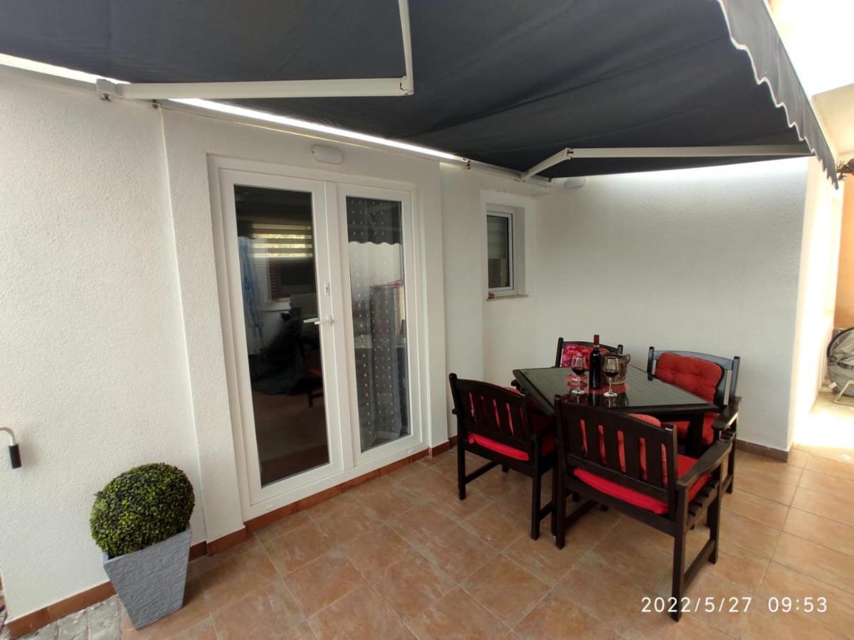 Apartman Mia 2 Bibinje بيبينيا المظهر الخارجي الصورة