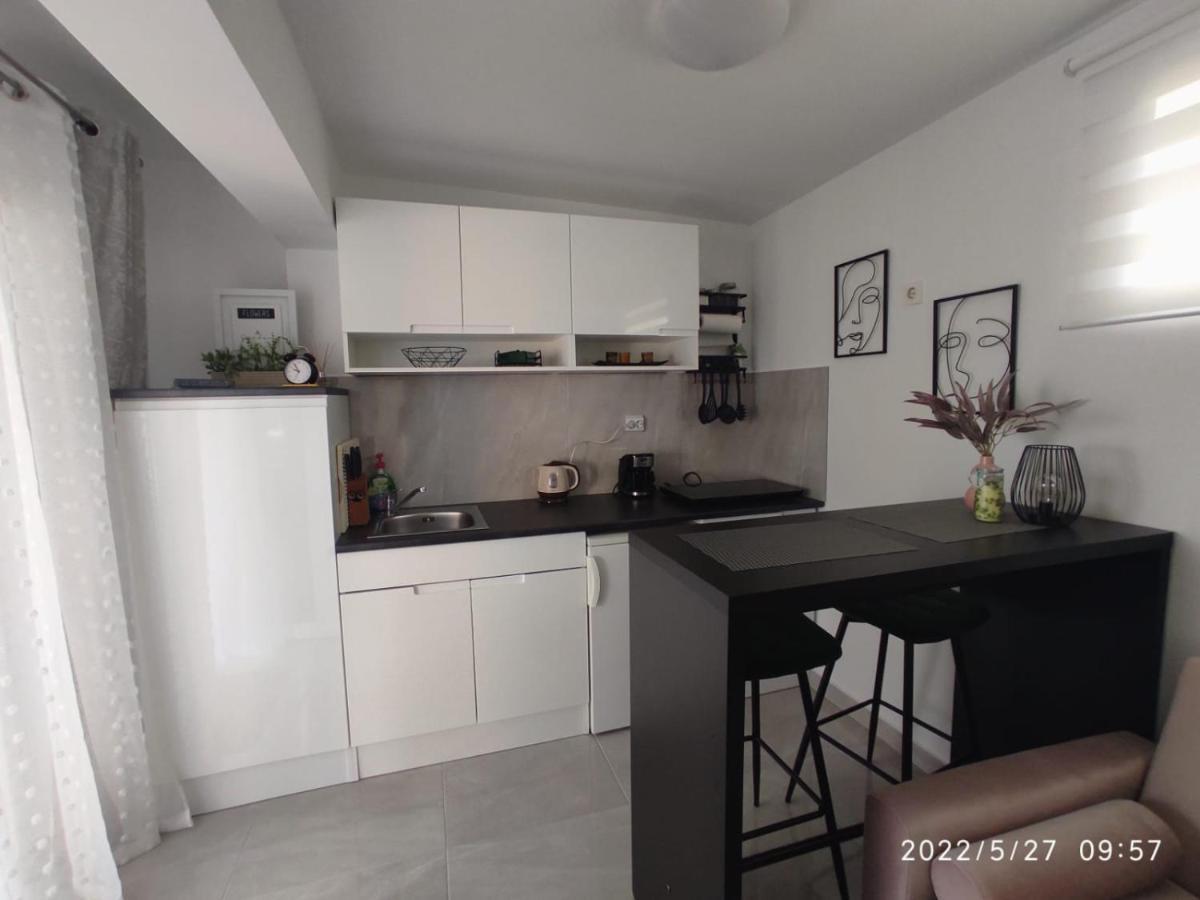 Apartman Mia 2 Bibinje بيبينيا المظهر الخارجي الصورة
