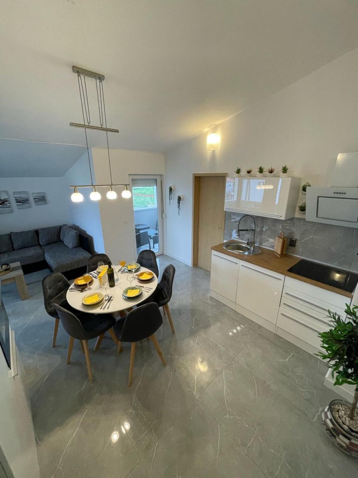 Apartman Mia 2 Bibinje بيبينيا المظهر الخارجي الصورة